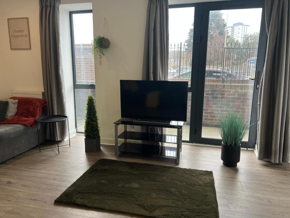 3Bed Flat 3Wc And Great Location Near Excel City Airport O2 And Canning Town Station Villa Londra Exterior foto